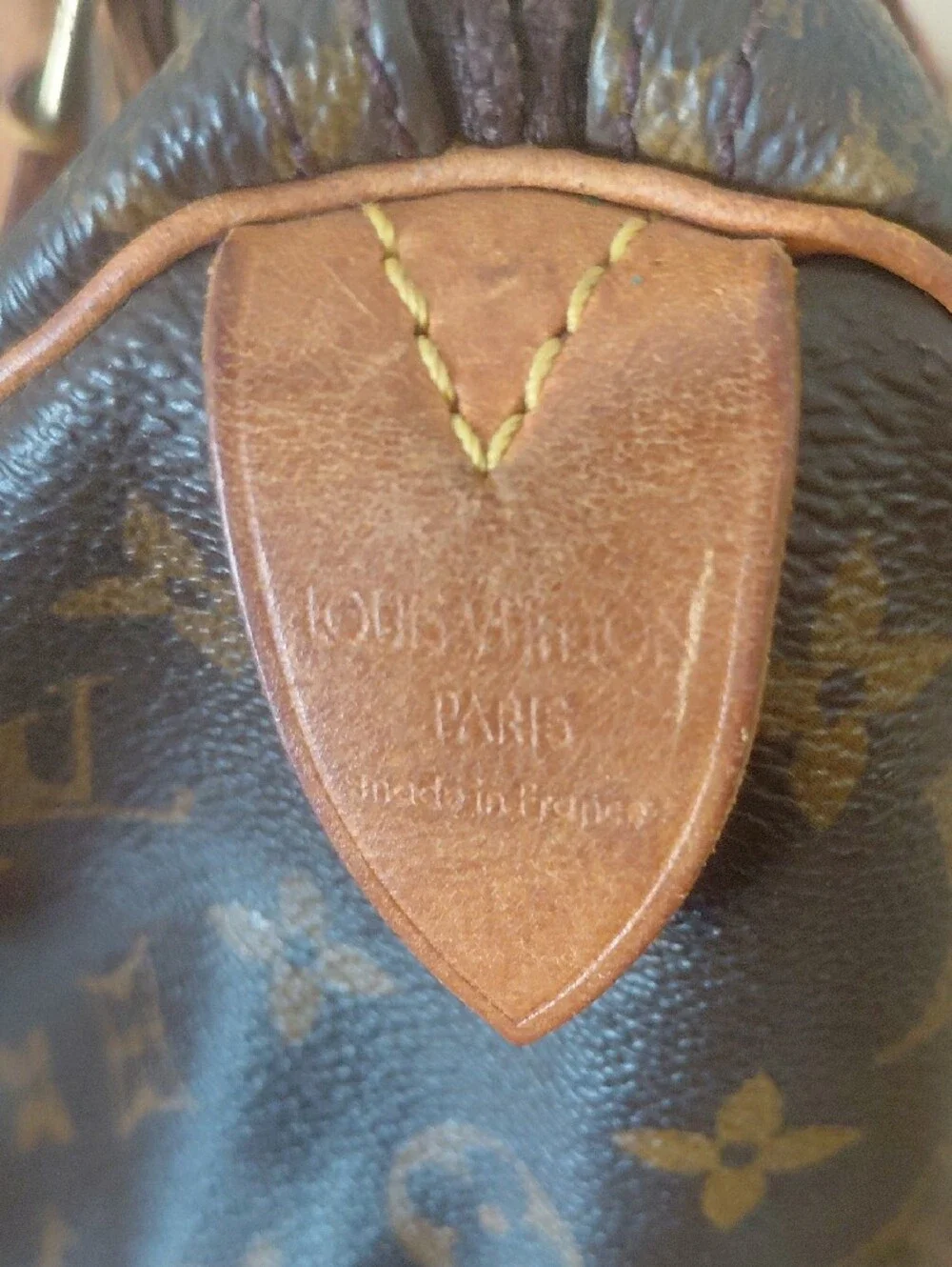 Vintage Authentic Louis Vuitton Brown Monogram Speedy Bag